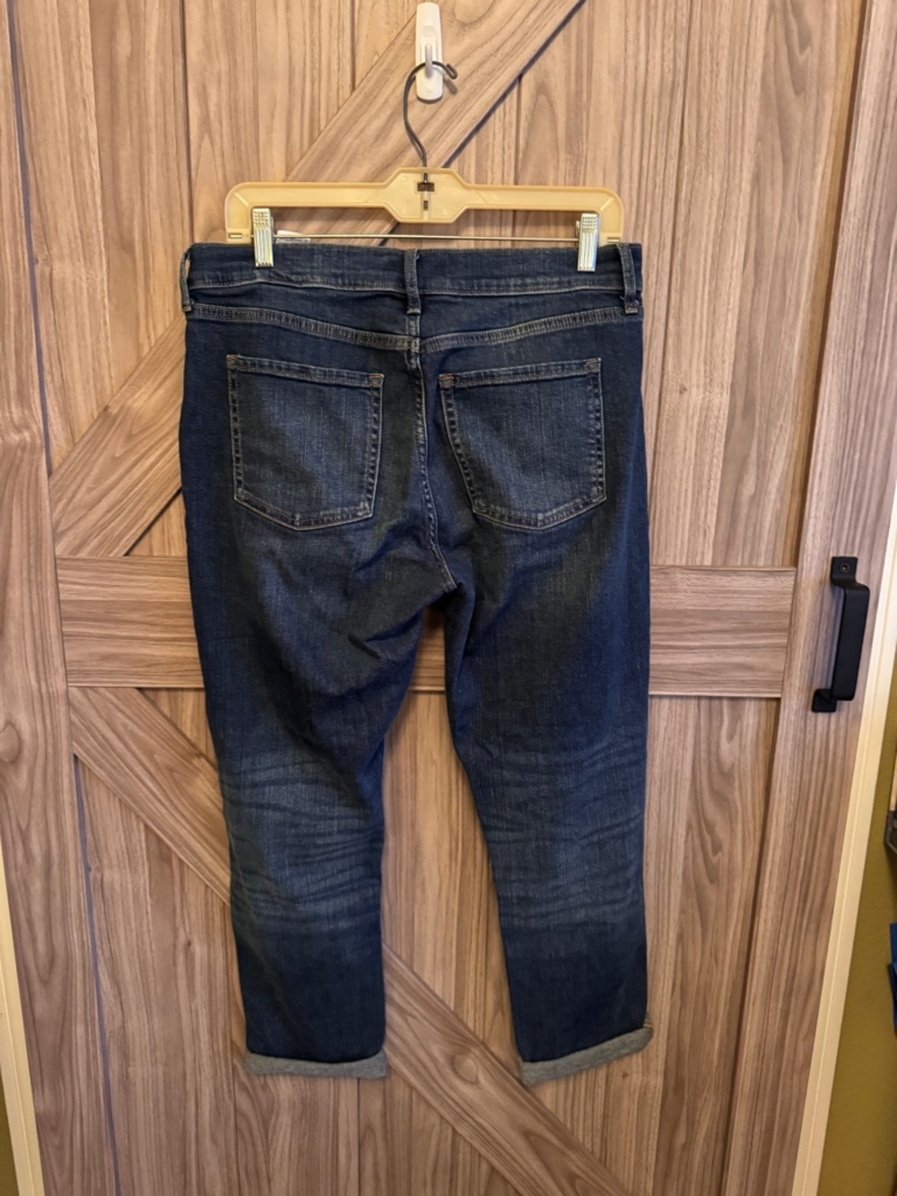 Banana Republic Factory women's Dark Blue Denim Girlfriend jeans - Picture 2 of 3